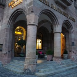 Hotel Deutscher Kaiser - Front entrance