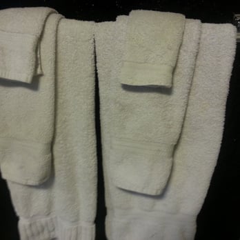 My Castle House - These are the "fresh" towels in the Master bedroom. Check out and compare to what they show on their website. They were filthy. - Vacation Rentals Near Me My Castle House - These are the "fresh" towels in the Master bedroom. Check out and compare to what they show on their website. They were filthy. - Vacation Rentals Near Me