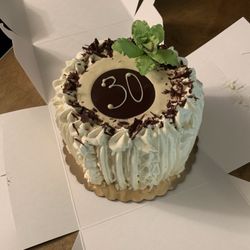 Cakes By Felicitations