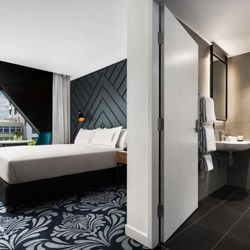 West Hotel Sydney, Curio Collection by Hilton - Guest room