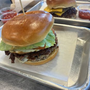 Beef N Buns - Burgers Near Me - Wesley Chapel, Florida