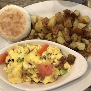 Le Peep - Breakfast & Brunch Near Me - Loveland, Ohio Le Peep - Breakfast & Brunch Near Me - Loveland, Ohio