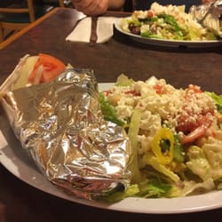 El Greco Cafe - Gyro with greek salad