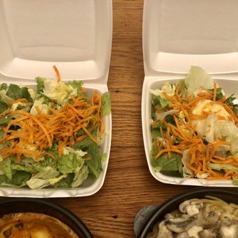 Victorias Italian Cuisine - two take out containers of food - Italian Near Me - Appleton, Wisconsin Victorias Italian Cuisine - two take out containers of food - Italian Near Me - Appleton, Wisconsin