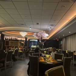 Trattoria Toscana - Main dining