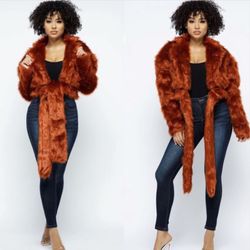 Truly Jazzy Boutique - Faux fur jacket