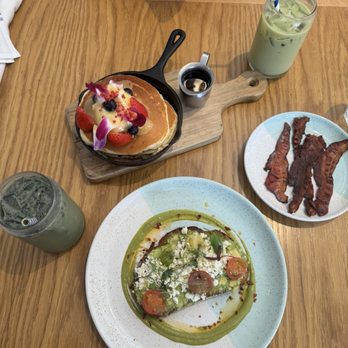 Bluestone Lane - Lemon Ricotta Pancakes Avocado Smash Side of Bacon Iced Matcha Latte Iced Blueberry Matcha - Coffee & Tea Near Me - Orange, California