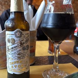 8 Burger - The beer and wine was delicious
