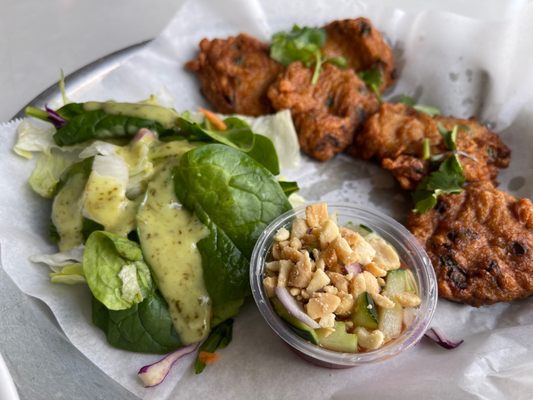 Hollywood Thai Resturant by null