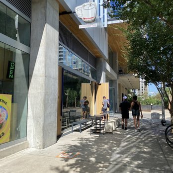 Intelligentsia Coffee - Street view with outside seating - Coffee & Tea Near Me - Austin, Texas Intelligentsia Coffee - Street view with outside seating - Coffee & Tea Near Me - Austin, Texas