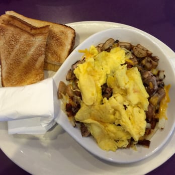 Stacks - Sausage and mushroom skillet with toast instead of a bagel - Breakfast & Brunch Near Me - Campbell, California Stacks - Sausage and mushroom skillet with toast instead of a bagel - Breakfast & Brunch Near Me - Campbell, California