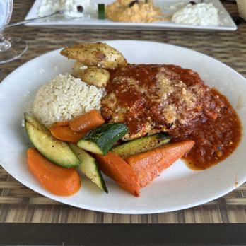 La Casa Ouzeria Restaurant - Chicken alla Grec - very flavorful, nothing left on the plate after - Italian Near Me - Penticton, British Columbia La Casa Ouzeria Restaurant - Chicken alla Grec - very flavorful, nothing left on the plate after - Italian Near Me - Penticton, British Columbia