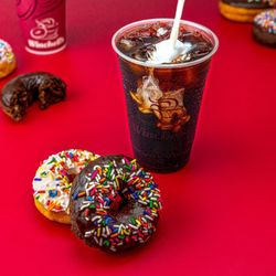 Winchell's Donut House - The Donut shop serves coffee, breakfast sandwiches, burritos, bagels, muffins & other baked goods.