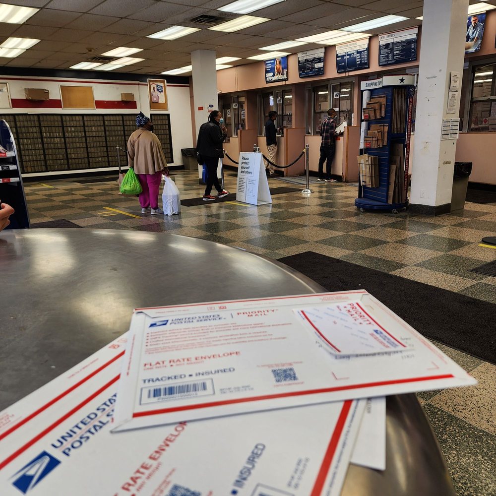 US POST OFFICE Updated September 2024 28 Reviews 1449 W Ave
