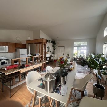 24/7 Flood & Fire - Half wall removal. Plumbing vents in the left part of the wall still standing - General Contractors Near Me - Auburn, Washington 24/7 Flood & Fire - Half wall removal. Plumbing vents in the left part of the wall still standing - General Contractors Near Me - Auburn, Washington