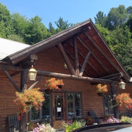 Outside of the Forget-Me-Not shop