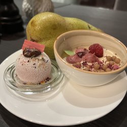 DOX Restaurant & Bar