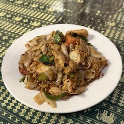 Sivalai Thai Restaurant - N6. Drunken Noodle