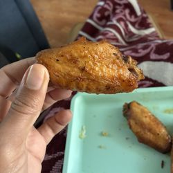 Publix Super Markets - Madi Gras Wings (deli)
