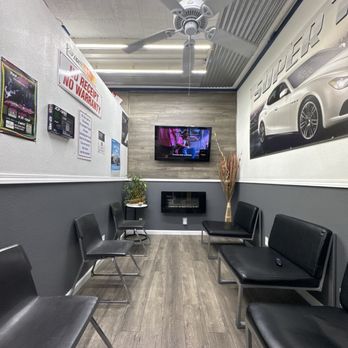 Super Tint - Lobby - Car Stereo Installation Near Me - Fresno, California Super Tint - Lobby - Car Stereo Installation Near Me - Fresno, California