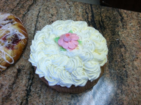 Maryanne Pastry Shoppe by null