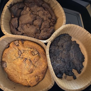 BJ's Restaurant & Brewhouse - 2 passable cookies and a burnt piece of char. Two semi ok Pizookies and a definite piece of PIDOOKIE!!! - American Near Me - Concord, California