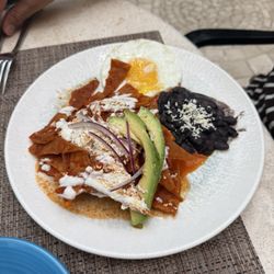El Jardin Cafe - Chilaquiles