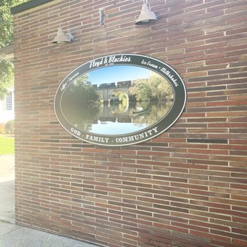 Floyd & Blackie's - Coffee & Tea Near Me - Cramerton, North Carolina