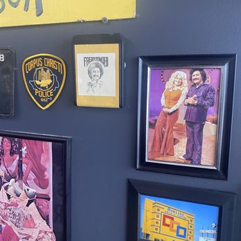 Shotgun Willie's BBQ - Texas Flare! Freddy Fender! - Barbeque Near Me - Madison, Tennessee
