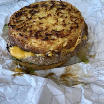 Cha Cafe - Ramen burger is crispy and delicious - Coffee & Tea Near Me - El Monte, California