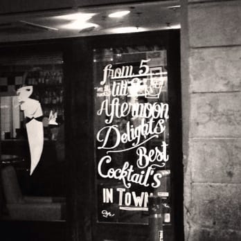 Betty Ford's - Burgers Near Me - Barcelona, B Betty Ford's - Burgers Near Me - Barcelona, B