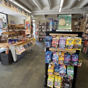 Books Inc. - Bookstores Near Me - Campbell, California