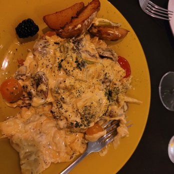 Nonna Ina - Chicken in cream sauce - Italian Near Me - St. George, Utah Nonna Ina - Chicken in cream sauce - Italian Near Me - St. George, Utah