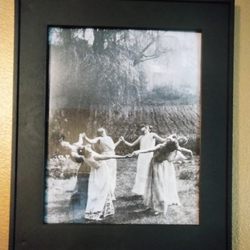 Intuitive Roots with Astrid LaRoux - Office decor