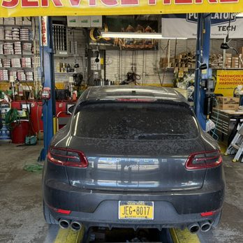 86th Street Quick Lube - "Tryin to hustle some things that go w/ the Porsche" - Oil Change Stations Near Me - Brooklyn, New York 86th Street Quick Lube - "Tryin to hustle some things that go w/ the Porsche" - Oil Change Stations Near Me - Brooklyn, New York