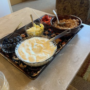 Mountain Goat Lodge - Yogurt bar! Homemade yogurt and granola :) - Bed & Breakfast Near Me - Salida, Colorado Mountain Goat Lodge - Yogurt bar! Homemade yogurt and granola :) - Bed & Breakfast Near Me - Salida, Colorado