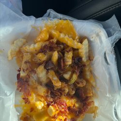 Moe & D's Restaurant Bar & Grill - Moes loaded fries looks delicious