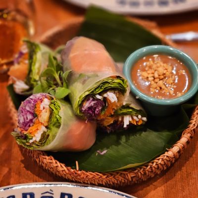 La Dong by null