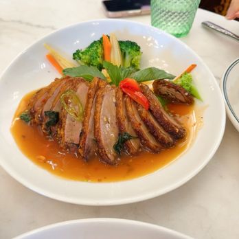 Flore Cafe - Duck - Thai Near Me - Tysons, Virginia