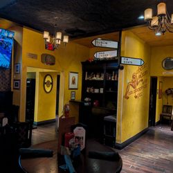 The Shannon Rose Irish Pub - Bathrooms