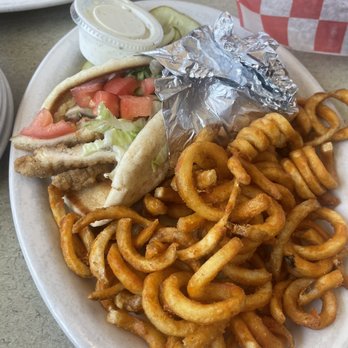 Anchor Bay Pit Stop Diner - Chicken Hanni - Diners Near Me - New Baltimore, Michigan Anchor Bay Pit Stop Diner - Chicken Hanni - Diners Near Me - New Baltimore, Michigan