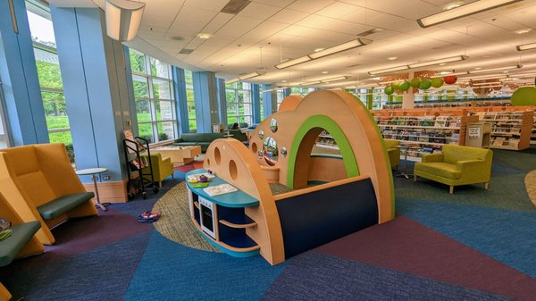 ELMHURST PUBLIC LIBRARY - Updated February 2025 - 68 Photos & 87 ...