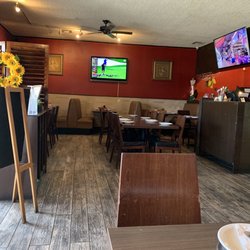 Sizzling Thai Kitchen - Interior (Aug 2023)