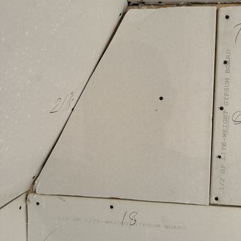 Shelby Sheetrock - Single screw holding up scab. - Drywall Installation & Repair Near Me Shelby Sheetrock - Single screw holding up scab. - Drywall Installation & Repair Near Me