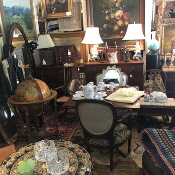 Rennick Antiques - Antiques Near Me - Vero Beach, Florida