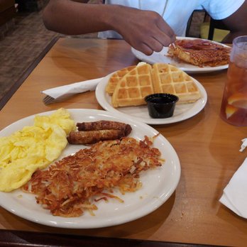 Loaded Cafe Restaurants Lawndale - Waffles,eggs,sausage and hashbrowns - Burgers Near Me - Lawndale, California