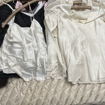Cosmos Transport - Wrinkled clothing examples: not hung on wardrobe bar - Movers Near Me - Jacksonville, Florida