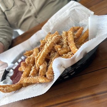 Uptown Bar & Eatery - Truffle fries - Bars Near Me - Ansonia, Connecticut