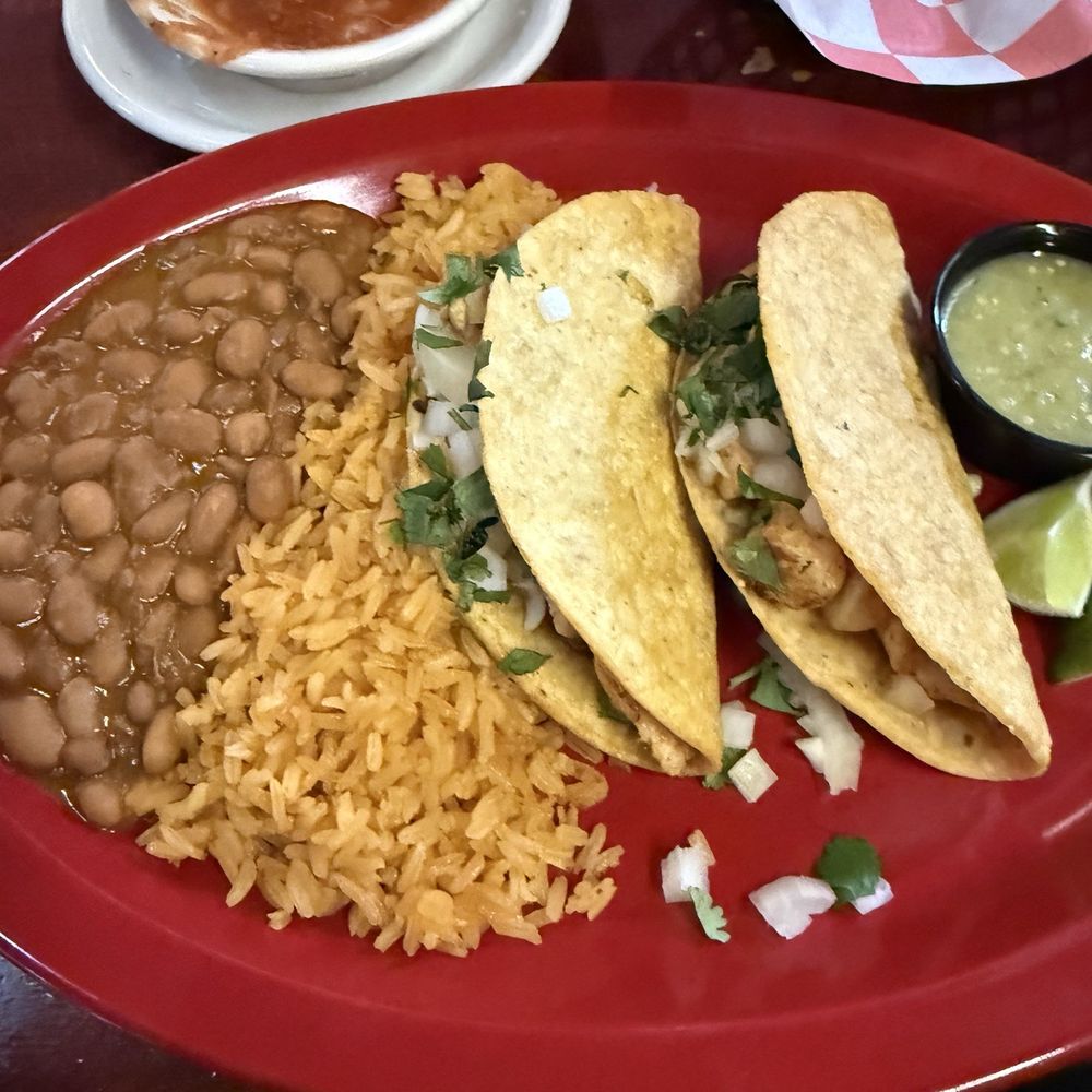 El Rancho Restaurant - Tacos De Pollo Asado (with hard shell) - American Near Me - Walkersville, Maryland