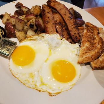 The Bongo Room - Eggs and chicken sausage - New American Near Me - Chicago, Illinois